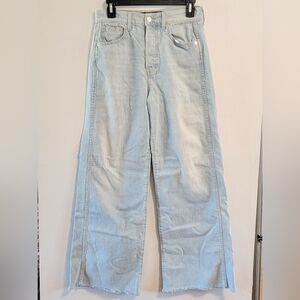 27 4 Veronica Beard Taylor Relaxed Wide Leg High Rise Light Aire Wash Raw Hem